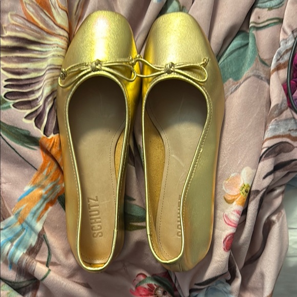 SCHUTZ Shoes - SCHUTZ Gold Metallic Flats